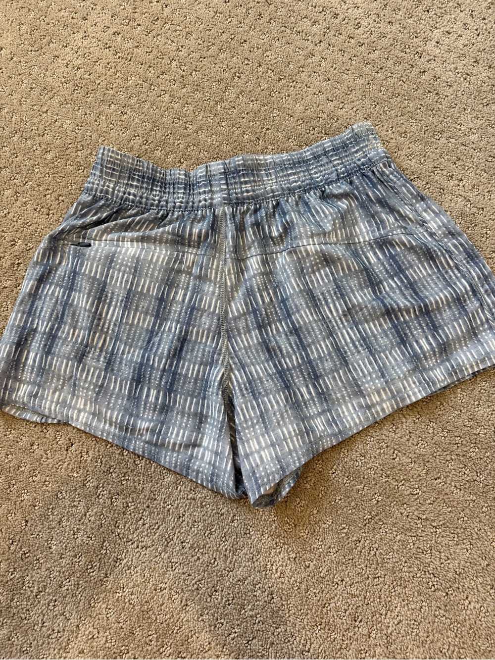 Vuori Blue Patterned Athletic Shorts - Picture 5 of 6